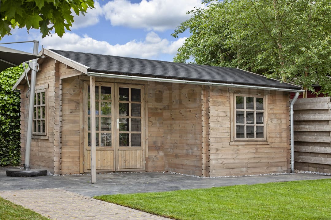 blokhut Blokhut Johan geïmpregneerd | Inclusief fundamentbalken, shingles, startset en bezorging! - Tuindeco - 40.0738-DI - 500x410