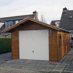 Woodford houtskeletbouw garage Birmingham 400x750